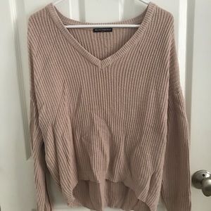 Brandy Melville sweater